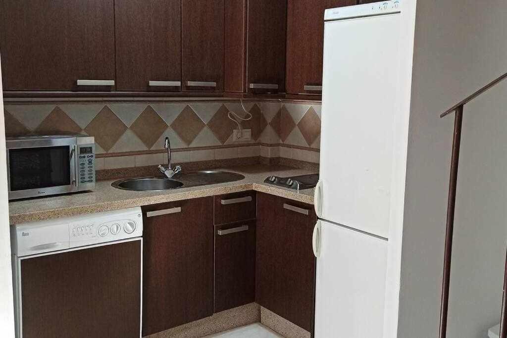 La Pequena Escalera Mezquita Catedral Apartment กอร์โดบา ภายนอก รูปภาพ