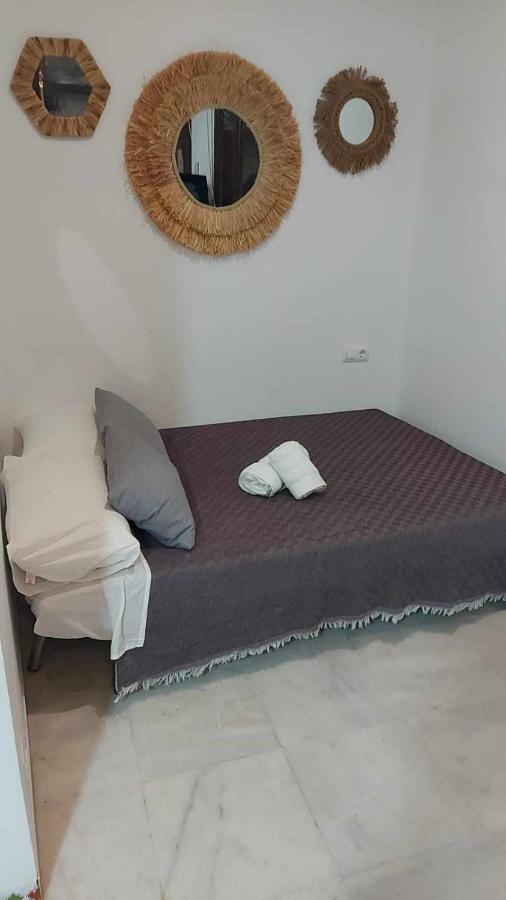 La Pequena Escalera Mezquita Catedral Apartment กอร์โดบา ภายนอก รูปภาพ